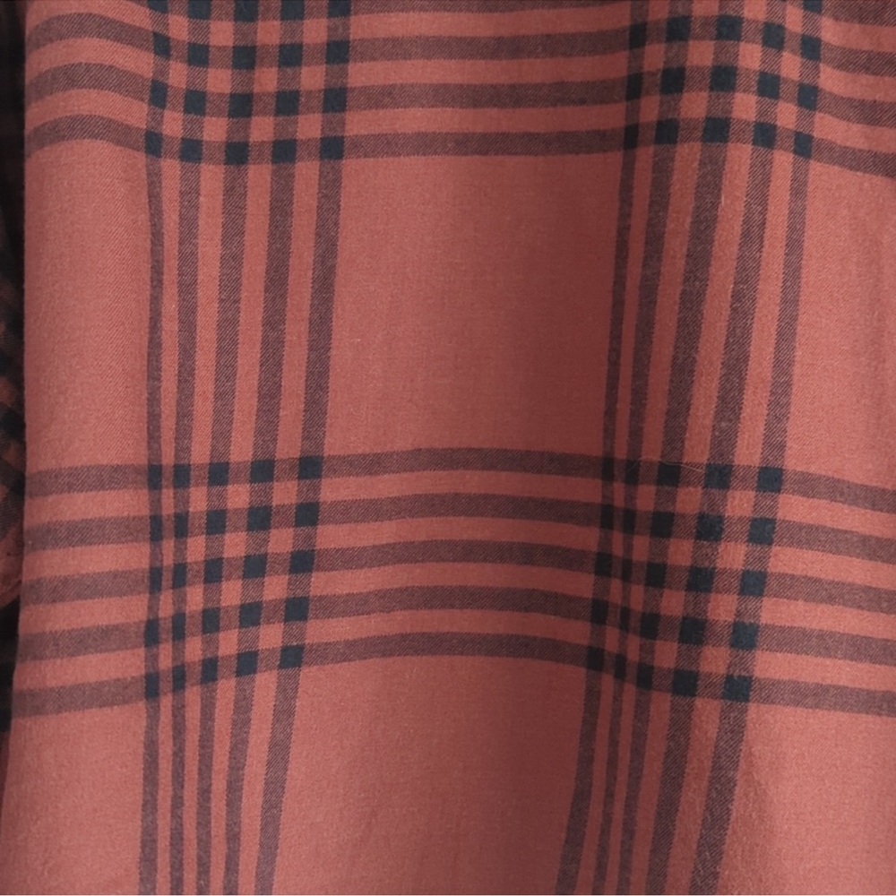 A&F soft collection cropped button down Medium - Picture 4 of 6